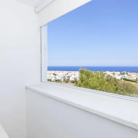 Ocean Pearl Vila
